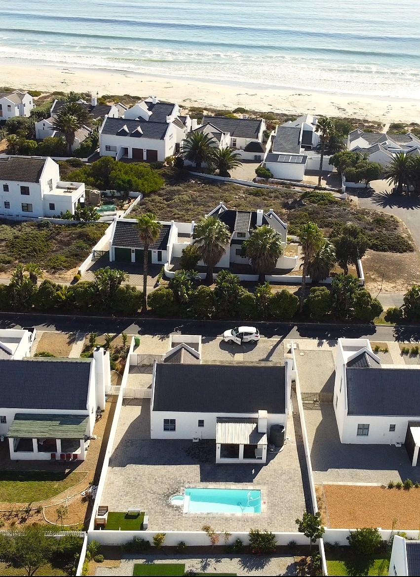 4 Bedroom Property for Sale in Golden Mile Western Cape
